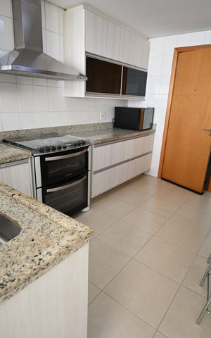 Apartamento à venda com 140m², 3 quartos e 3 vagas