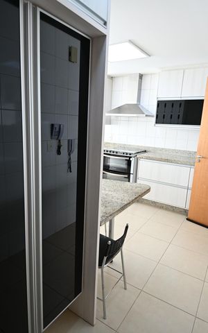 Apartamento à venda com 140m², 3 quartos e 3 vagas