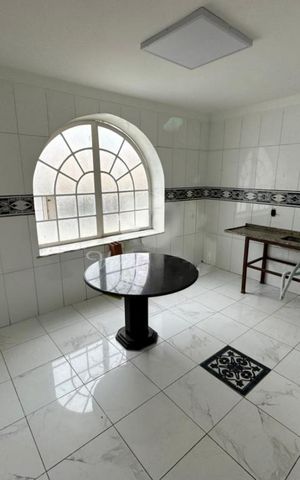 Casa para alugar com 1000m², 15 quartos e 3 vagas