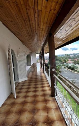 Casa para alugar com 1000m², 15 quartos e 3 vagas