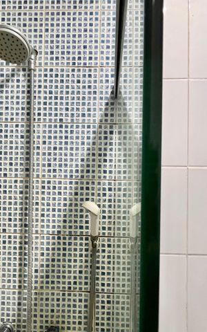 Apartamento à venda com 78m², 2 quartos e sem vaga Apartamento à venda com 78m², 2 quartos e sem vagaBanheiro social