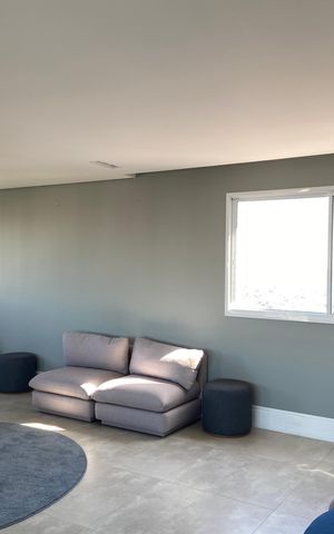 Apartamento à venda com 87m², 3 quartos e 2 vagas Apartamento à venda com 87m², 3 quartos e 2 vagasÁrea comum - Salão de festas