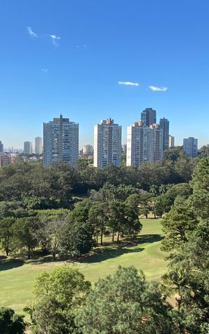 Apartamento à venda com 87m², 3 quartos e 2 vagas Apartamento à venda com 87m², 3 quartos e 2 vagasVaranda - Vista
