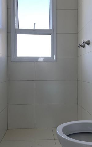 Apartamento à venda com 87m², 3 quartos e 2 vagas Apartamento à venda com 87m², 3 quartos e 2 vagasBanheiro da Suíte