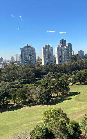 Apartamento à venda com 87m², 3 quartos e 2 vagas Apartamento à venda com 87m², 3 quartos e 2 vagasQuarto 2 - Vista