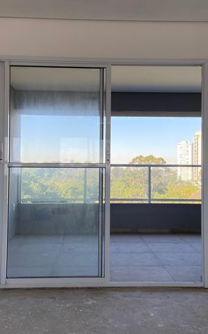 Apartamento à venda com 87m², 3 quartos e 2 vagas Apartamento à venda com 87m², 3 quartos e 2 vagasVaranda