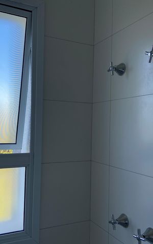 Apartamento à venda com 87m², 3 quartos e 2 vagas Apartamento à venda com 87m², 3 quartos e 2 vagasBanheiro da Suíte
