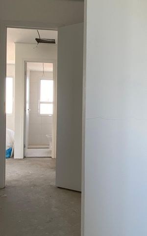 Apartamento à venda com 87m², 3 quartos e 2 vagas Apartamento à venda com 87m², 3 quartos e 2 vagasSuíte 1 - Closet