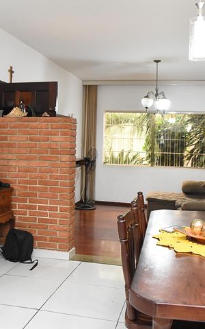 Casa à venda com 125m², 3 quartos e 2 vagassala jantar