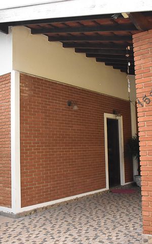 Casa à venda com 125m², 3 quartos e 2 vagasfrente da casa
