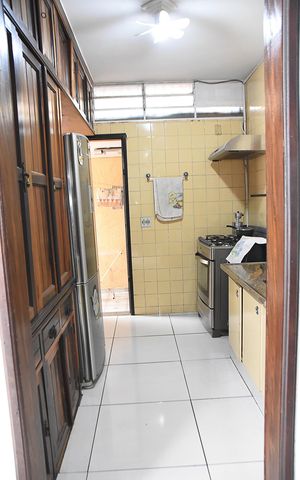 Casa à venda com 125m², 3 quartos e 2 vagascozinha
