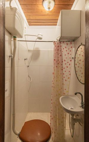 Casa para alugar com 285m², 4 quartos e sem vagaBanheiro de serviço