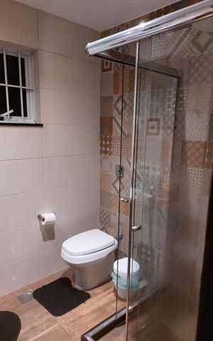 Casa à venda com 260m², 4 quartos e 2 vagasBanheiro social
