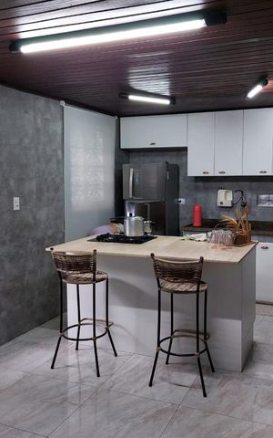 Casa à venda com 260m², 4 quartos e 2 vagasCozinha