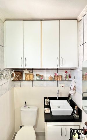 Apartamento à venda com 89m², 3 quartos e 1 vaga Apartamento à venda com 89m², 3 quartos e 1 vagaBanheiro de serviço