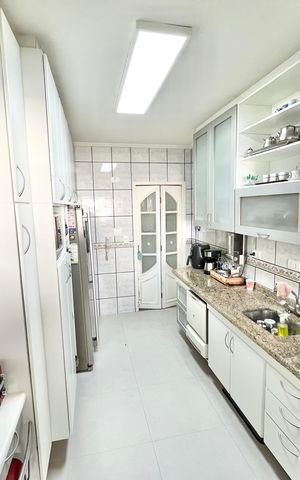 Apartamento à venda com 89m², 3 quartos e 1 vaga Apartamento à venda com 89m², 3 quartos e 1 vagaCozinha