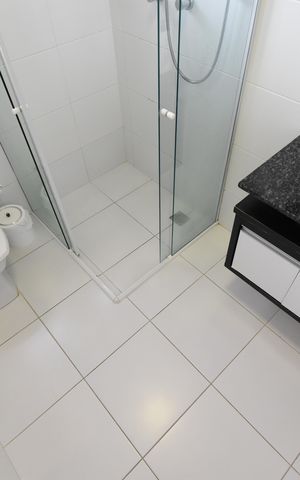 Casa de condomínio para alugar com 130m², 3 quartos e 2 vagasBanheiro da Suíte