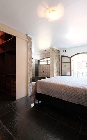 Casa para alugar com 260m², 4 quartos e 3 vagasSuíte