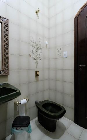 Casa para alugar com 260m², 4 quartos e 3 vagasBanheiro 2