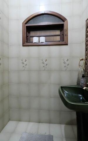 Casa para alugar com 260m², 4 quartos e 3 vagasBanheiro 2