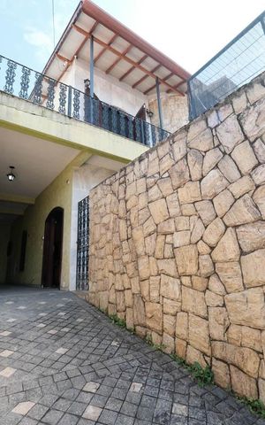 Casa para alugar com 260m², 4 quartos e 3 vagasGaragem