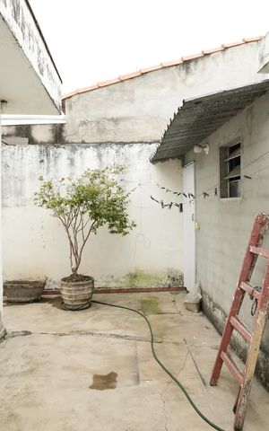 Casa à venda com 106m², 2 quartos e 2 vagasÁrea de Serviço