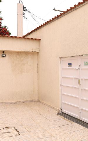 Apartamento à venda com 48m², 2 quartos e sem vagaÁrea comum 