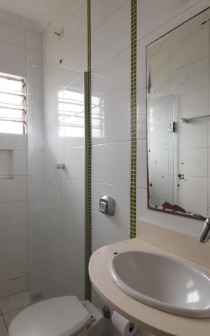 Casa à venda com 70m², 2 quartos e 8 vagasBanheiro