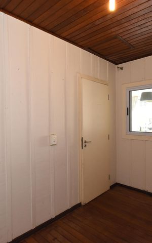 Casa à venda com 70m², 2 quartos e 8 vagasQuarto 