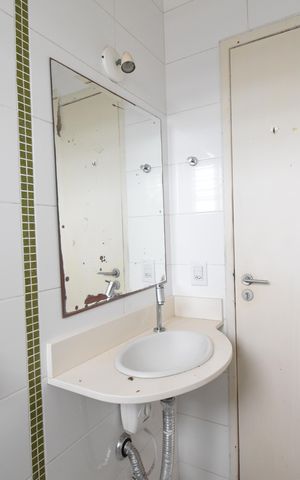 Casa à venda com 70m², 2 quartos e 8 vagasBanheiro