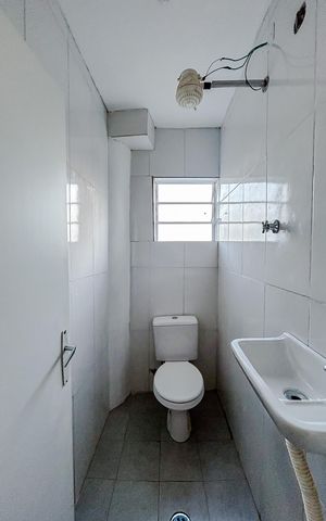 Casa para alugar com 130m², 3 quartos e sem vagaBanheiro da Suíte
