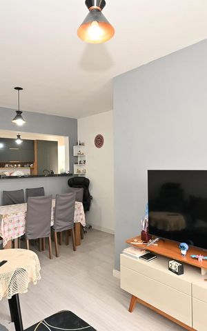 Apartamento à venda com 62m², 2 quartos e 1 vagaSala