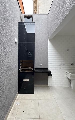 Casa para alugar com 120m², 2 quartos e 2 vagas Casa para alugar com 120m², 2 quartos e 2 vagasÁrea - Churrasqueira