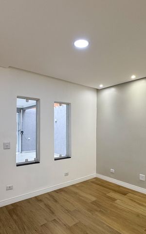 Casa para alugar com 120m², 2 quartos e 2 vagas Casa para alugar com 120m², 2 quartos e 2 vagasSala