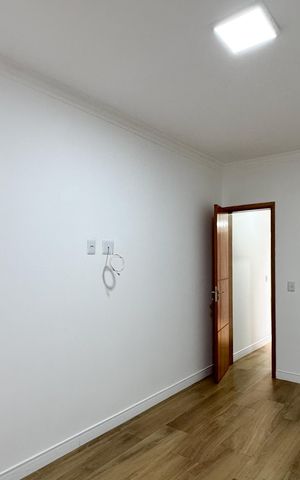 Casa para alugar com 120m², 2 quartos e 2 vagas Casa para alugar com 120m², 2 quartos e 2 vagasSuíte