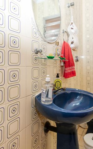 Casa à venda com 160m², 3 quartos e 2 vagas Casa à venda com 160m², 3 quartos e 2 vagasLavabo