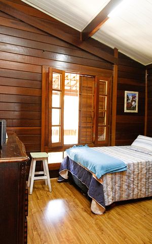 Casa à venda com 260m², 3 quartos e 2 vagasQuarto 2 