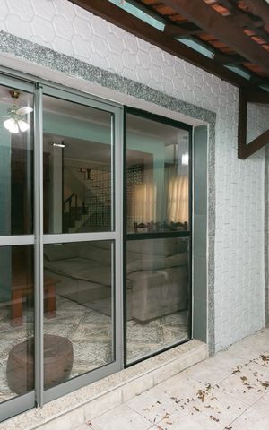 Casa para alugar com 300m², 3 quartos e 2 vagas Casa para alugar com 300m², 3 quartos e 2 vagasÁrea Externa
