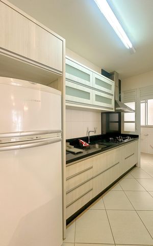 Apartamento para alugar com 120m², 3 quartos e 2 vagasCozinha