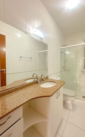 Apartamento para alugar com 120m², 3 quartos e 2 vagasBanheiro