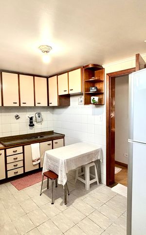 Apartamento à venda com 78m², 2 quartos e 1 vagaCozinha