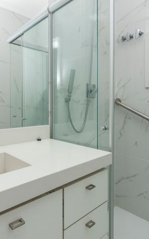 Casa à venda com 190m², 3 quartos e 3 vagasBanheiro