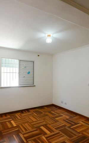 Casa à venda com 154m², 3 quartos e 3 vagas Casa à venda com 154m², 3 quartos e 3 vagasQuarto 1