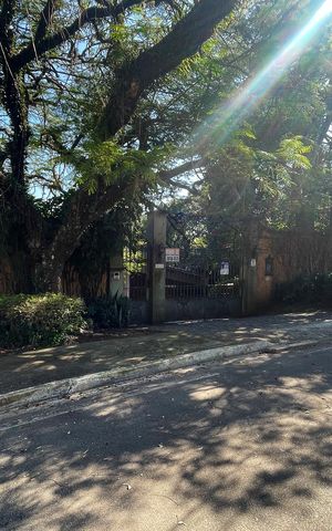 Casa para alugar com 890m², 6 quartos e 6 vagasFachada da Rua