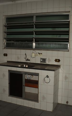 Casa à venda com 125m², 2 quartos e 2 vagasCozinha