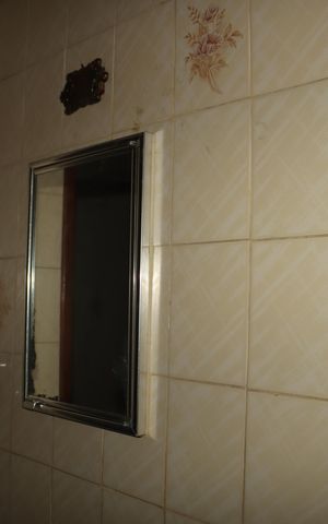 Casa à venda com 125m², 2 quartos e 2 vagasBanheiro 2