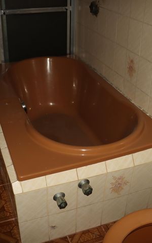Casa à venda com 125m², 2 quartos e 2 vagasBanheiro 1