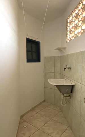 Casa para alugar com 40m², 1 quarto e sem vaga Casa para alugar com 40m², 1 quarto e sem vagaÁrea de Serviço