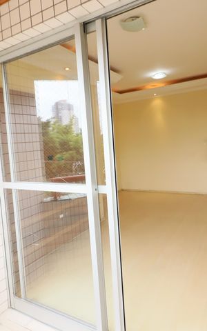 Apartamento à venda com 70m², 3 quartos e 2 vagasSala