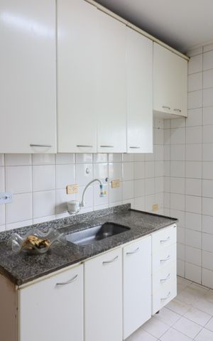 Apartamento à venda com 70m², 3 quartos e 2 vagasCozinha e Área de Serviço